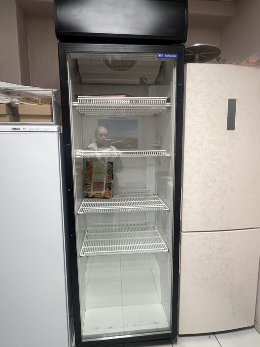 Продам холодильный шкаф Ice Stream DYNAMIC