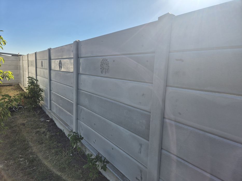 Teren de 1180 mp cu anexa  in Cristian