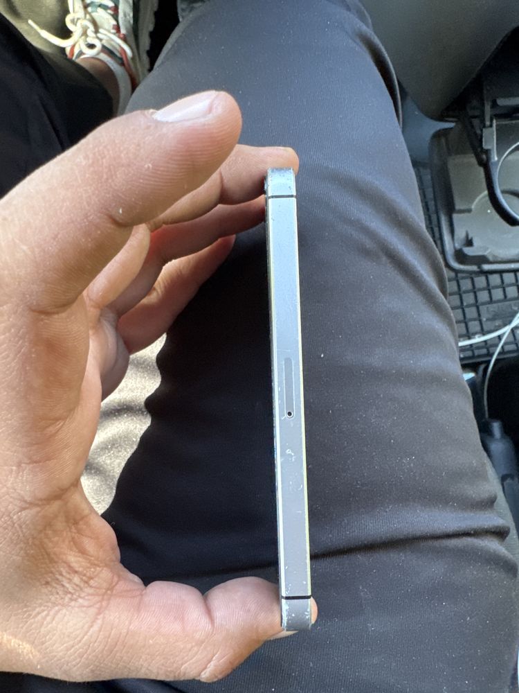 Iphone 5se 16gb black