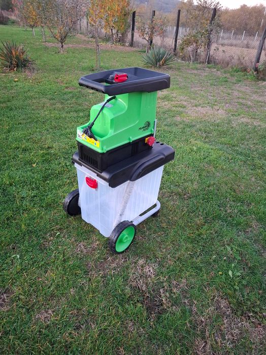 Tocător crengi  / ramuri