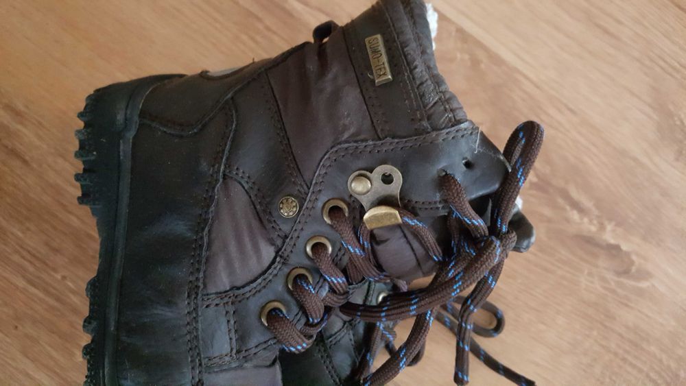 Топли ботушки Blox