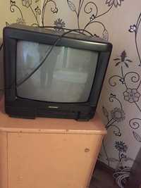 Телевизор не большой