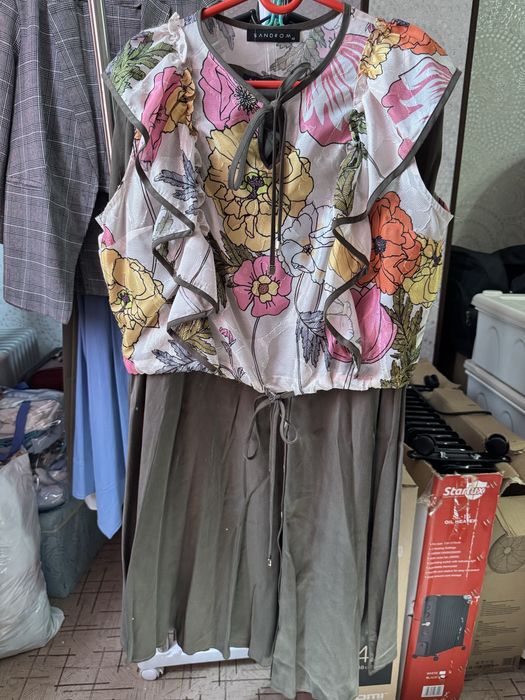 Продается платья