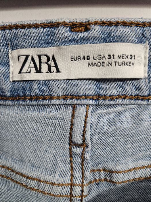 Blugi zara stare foarte buna