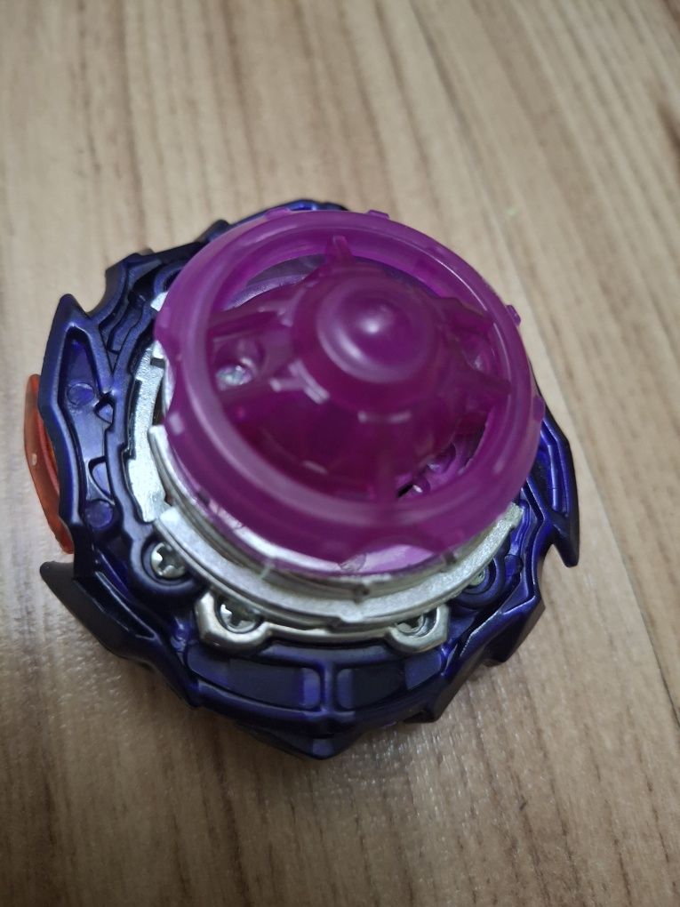 Bayblade Burst комплект