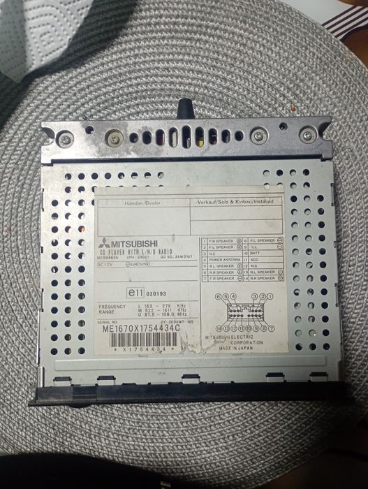 Casetofon Mitsubishi funcțional condiție buna
