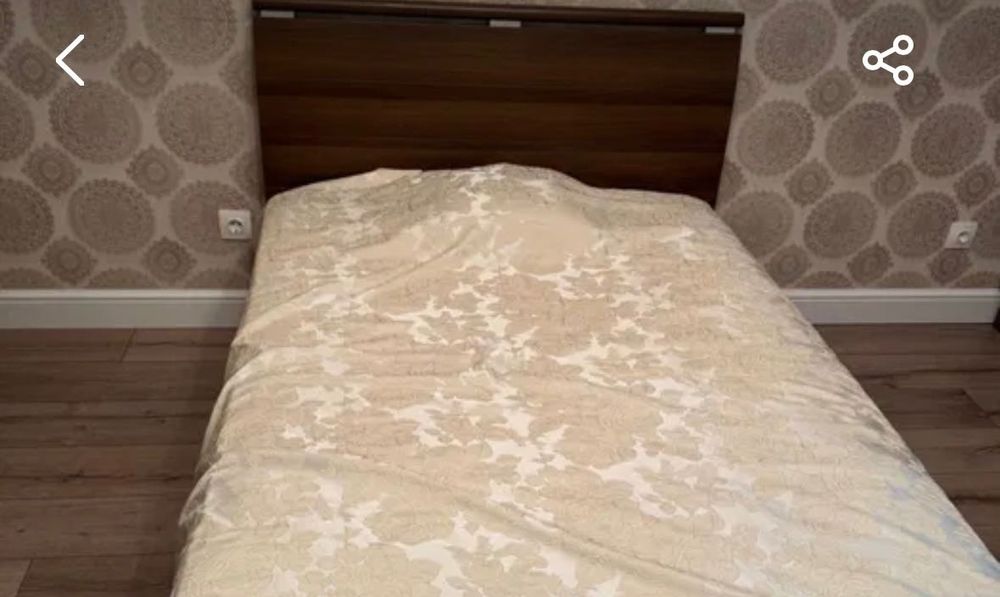 Кровать 1,5 на 2