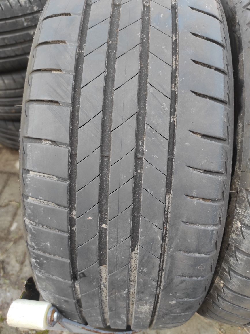 225/50/17 Bridgestone