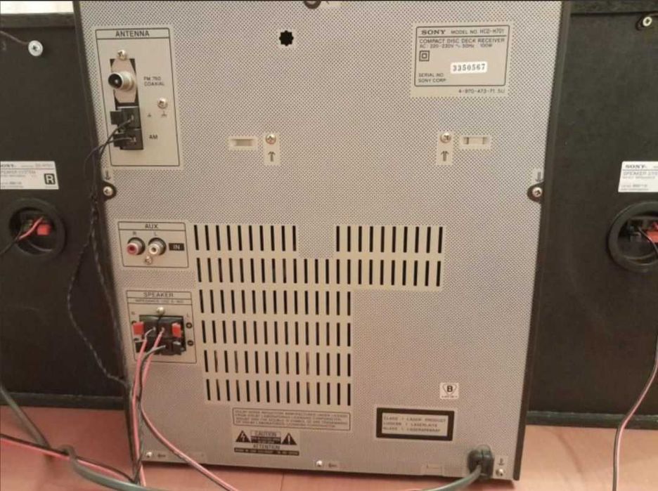 Muzikalniy sentr Sony mhs 701