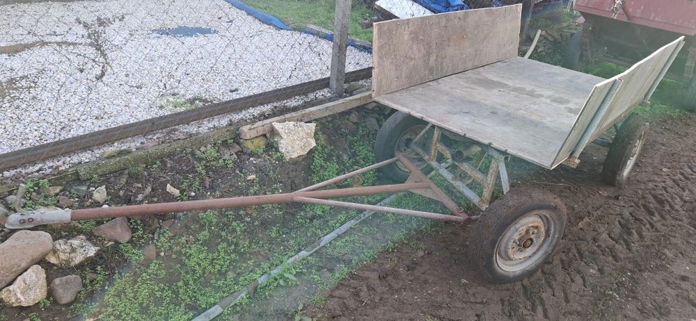 Ремарке за трактор