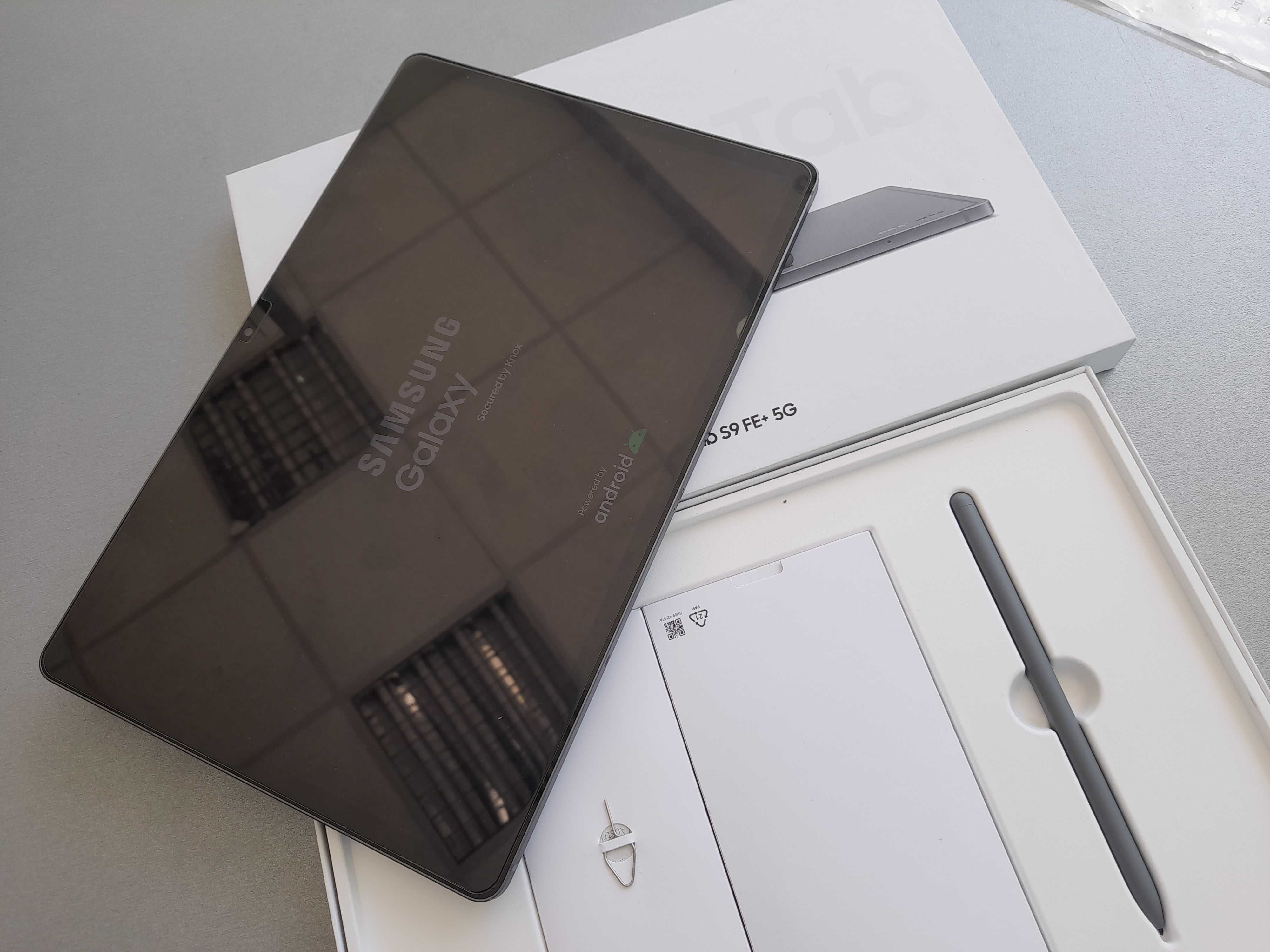 Таблет Samung Galaxy Tab S9 FE+  5G - нов с гаранция