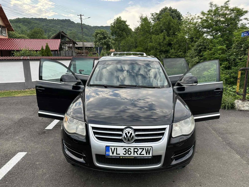 Volkswagen Touareg V6 TDI-2008-3.0 Diesel-239 CP-4x4 Automata