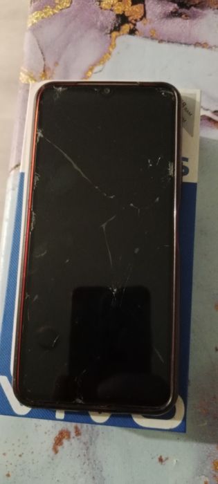 Продам телефон Vivo v 12 s  в хорошом состояние