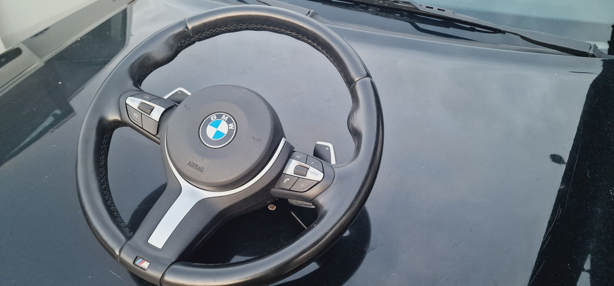 Волан M-BMW ЗА F-Серия с Пера
