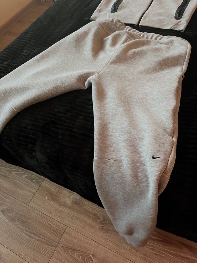Tech Fleece Windrunner