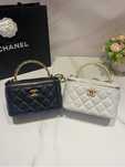 Geanta Chanel 19 cm stoc