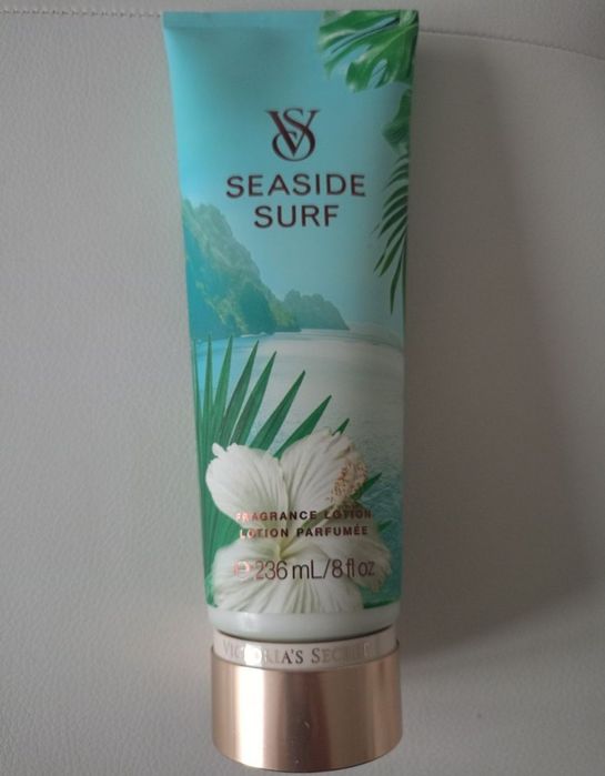 Vând crema de corp parfumata de la Victoria Secret,noua ,sigilata, ori
