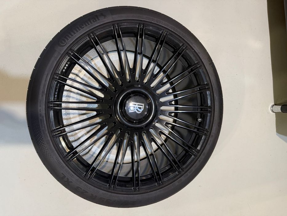 Roti complete Rolls Royce Cullinan 23’ Mansory Vossen