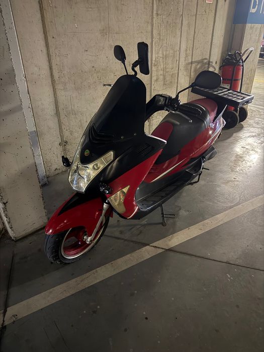 Vând scuter Znen 50cc