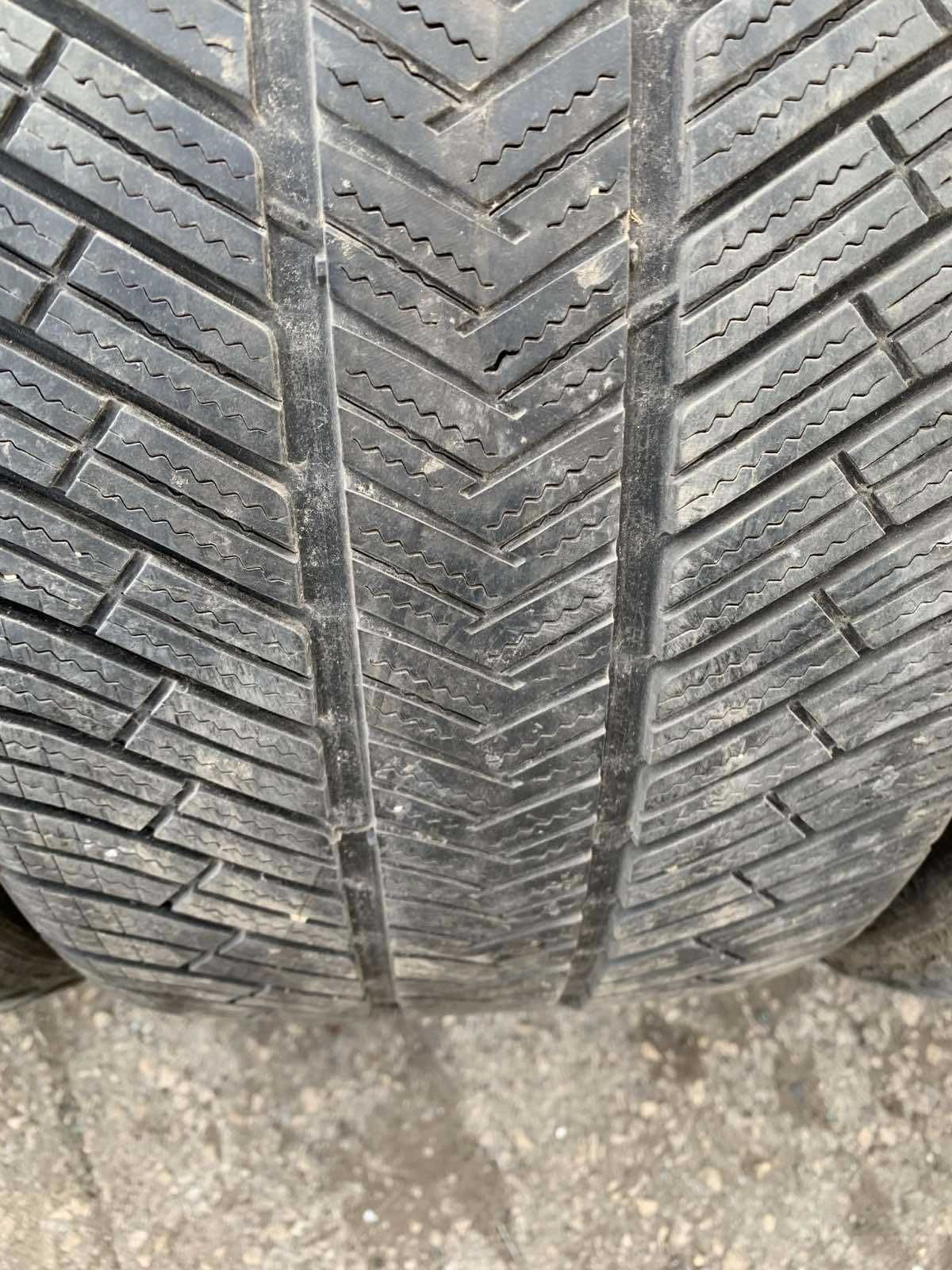 4 бр Зимни Гуми Michelin 285/40 R19 DOT 2915 грайфер 6мм ном 10