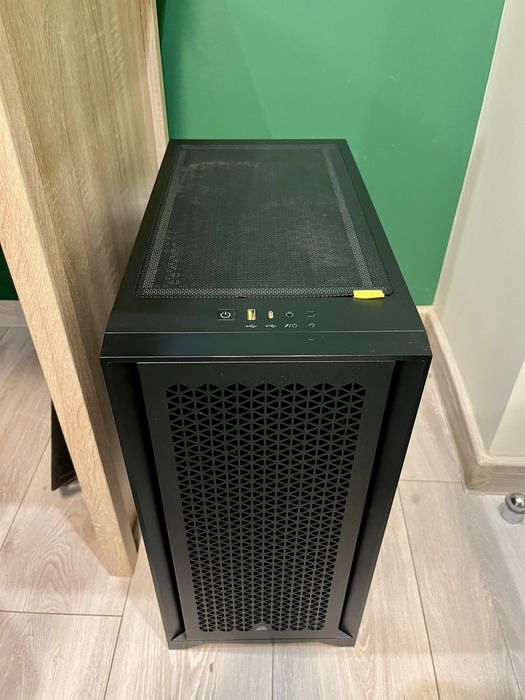 Компютър с Монитор