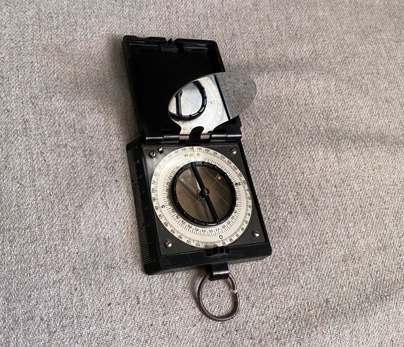 Busola ofiteri WW2 - Wehrmacht March Compass Company Kührt DRP 1938