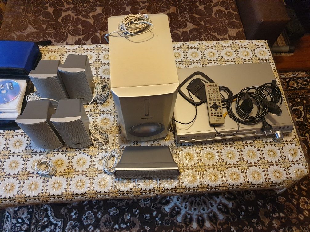 Panasonic DVD home theater sound system SA-HT335