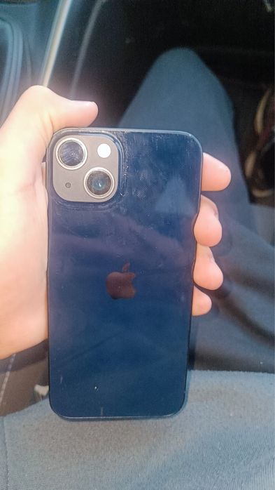 Schimb iphone 13 impecabil!baterie 100 luat pe 4 iulie