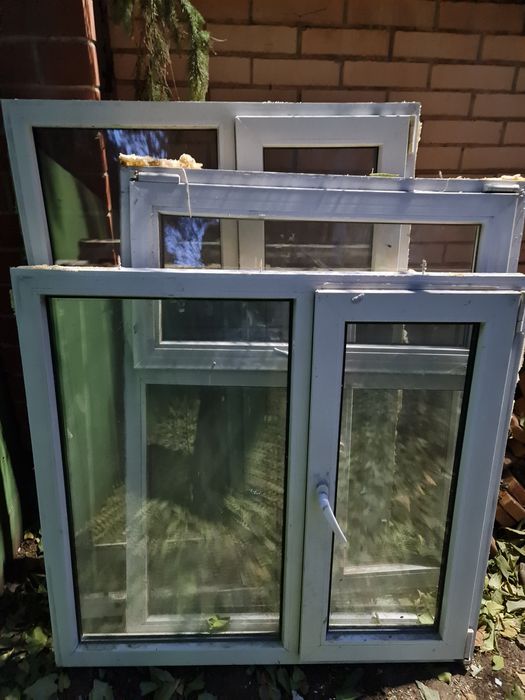 Строительные материалы б/у  окна пластиковые