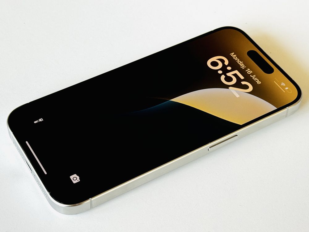 НОВ! Iphone 15 Pro 128GB White Titanium Гаранция 6 месеца