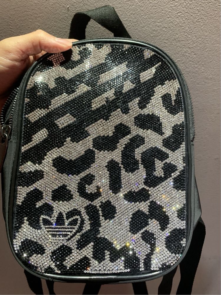 Rucsac adidas cu pietre