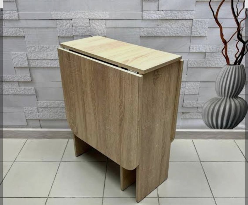 Продам стол книжку