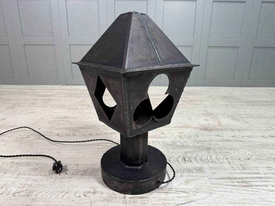 Метална настолна лампа Handmade Д1084