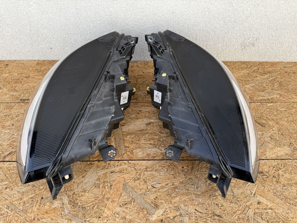 SET Far stanga dreapta VW ID3 Full LED Originale Europa