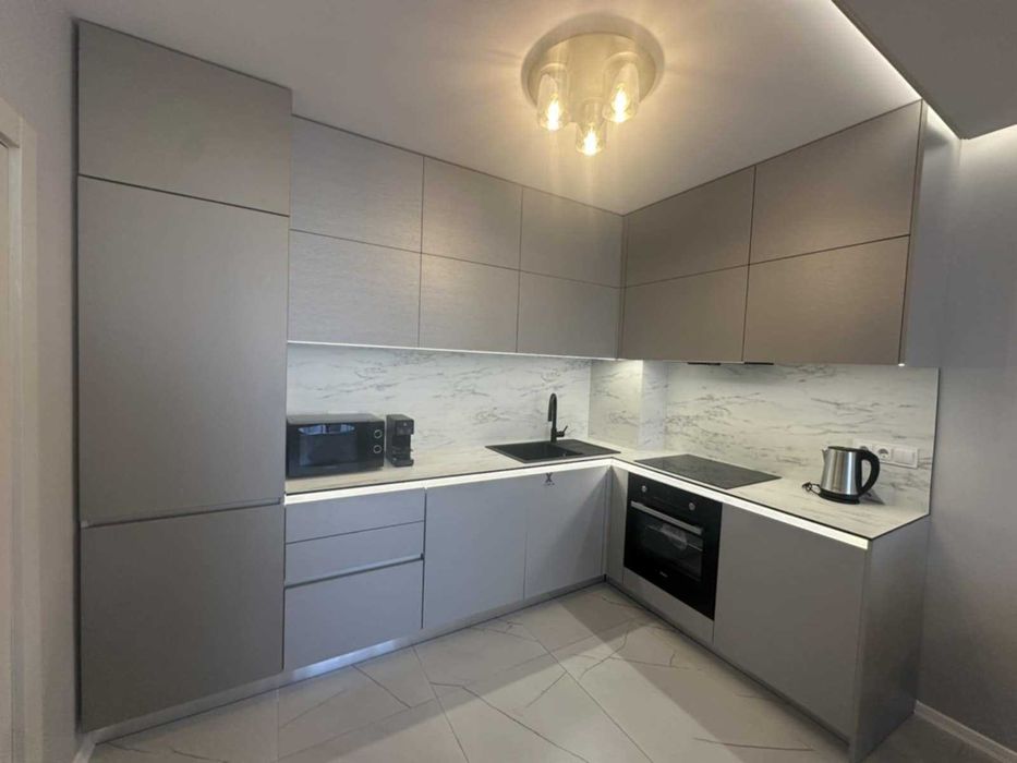 Двустаен ап. под наем в Център ЦУМ