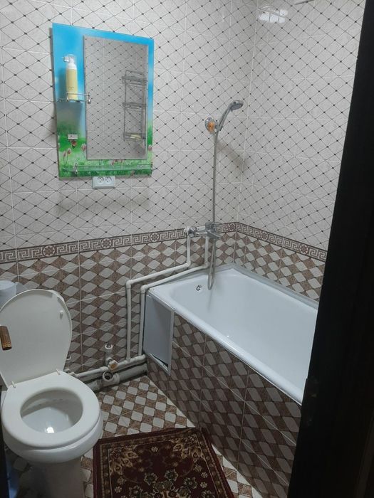 1хонали 2этажда жойлашган квартира оилага ижарага берилади