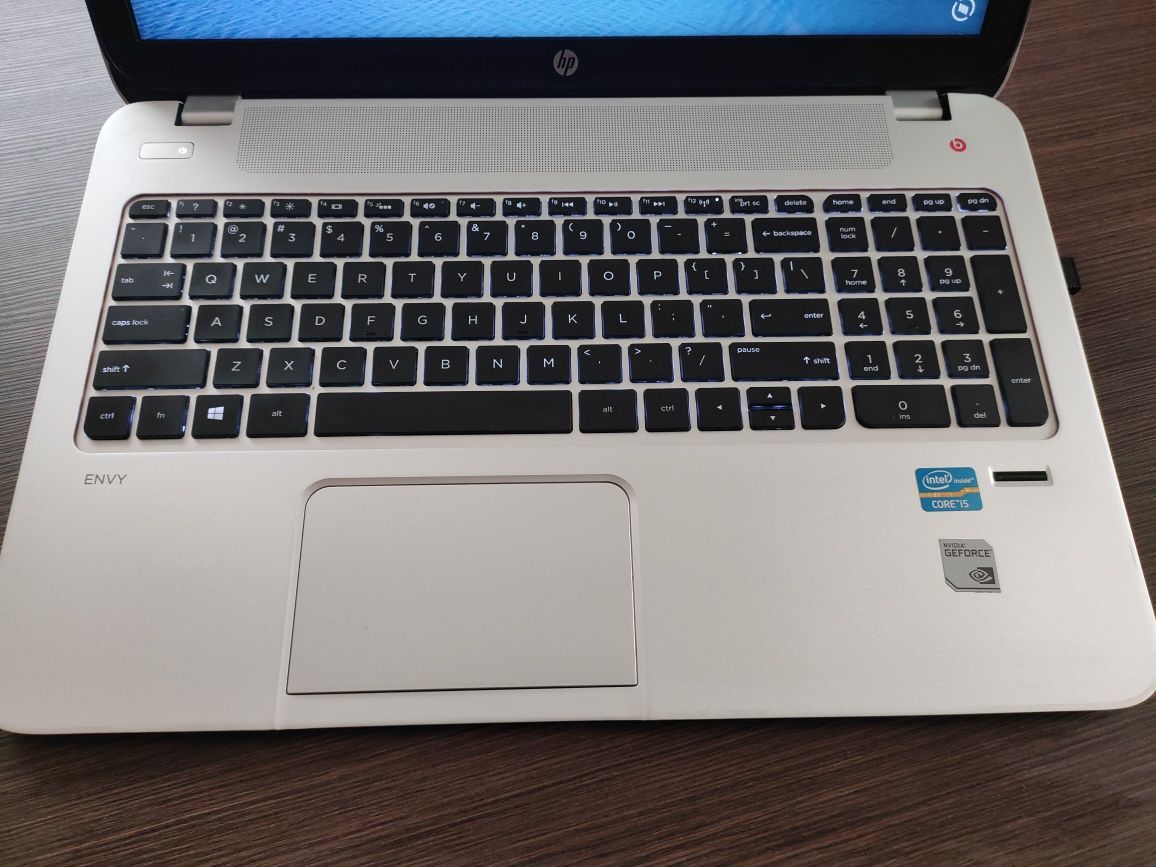 Лаптоп HP Envy 15" Intel I5 SSD 1TB