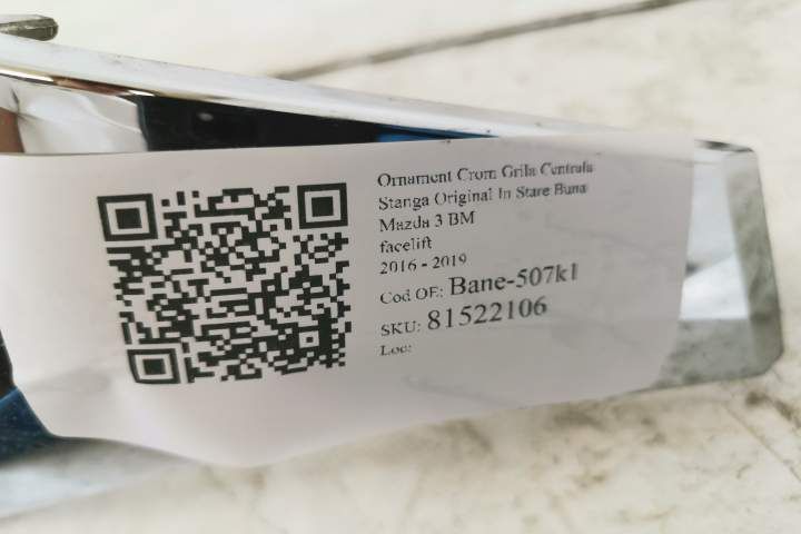 Ornament Crom Grila Centrala Stanga Original In Stare Buna Mazda  3 BM
