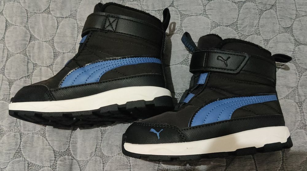 Ботуши 22, 23 и яке за момче 86