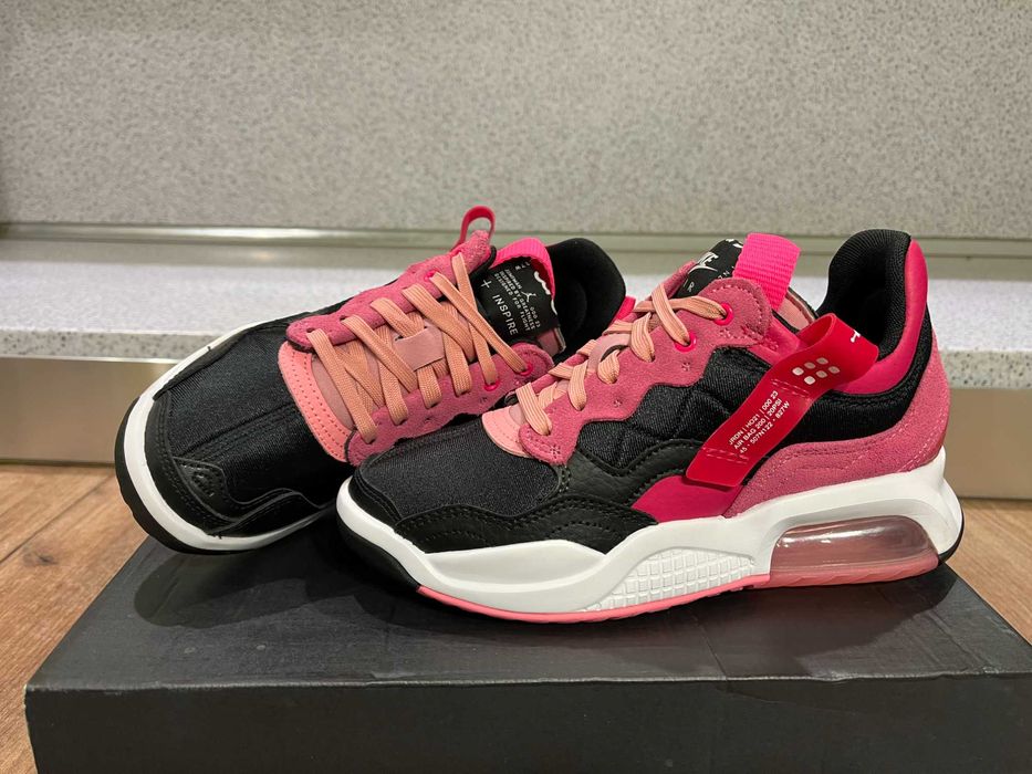 ОРИГИНАЛНИ *** Nike AIr Jordan MA2  'Black Pinksicle'