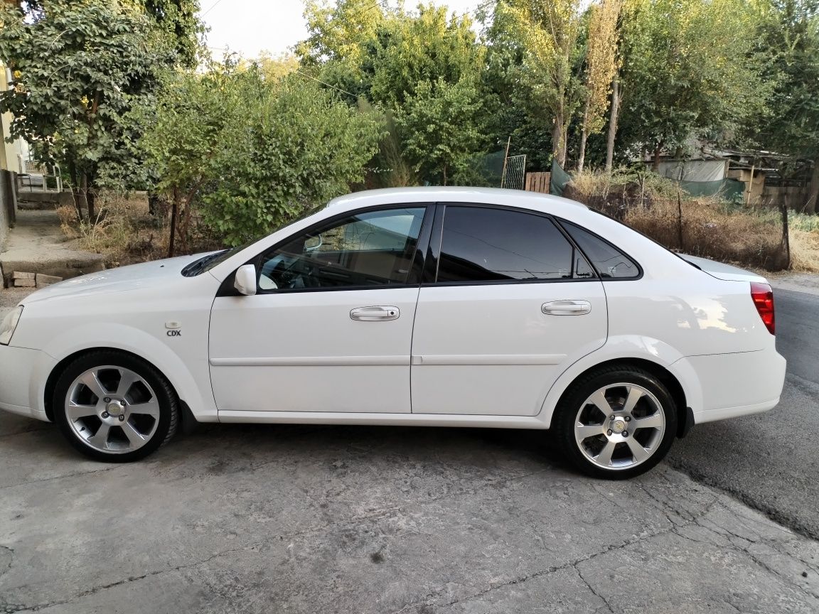 Ласетти автомат сотилади йли 2010