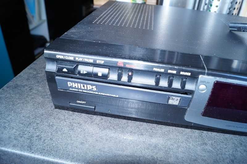 Записващ CD Player Phillips CDR 770 серия