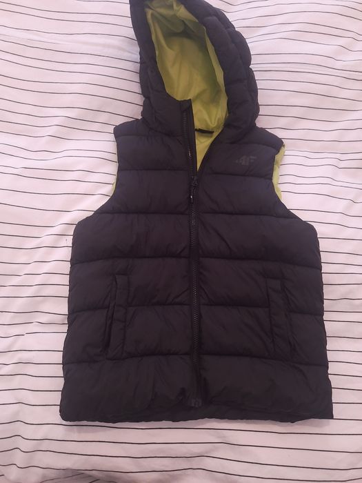 Vestă pentru baieti , marimea 152 4F