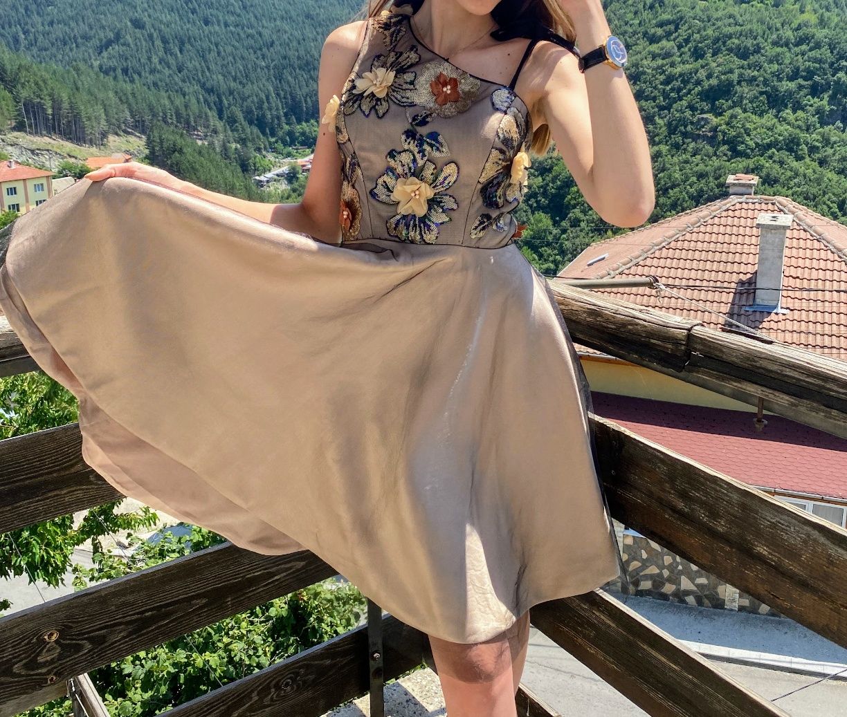 Кокетна къса рокля