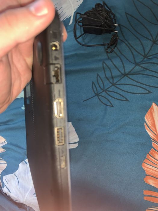 Vand laptop asus de gaming sau office incomplet dar functional URGENT!