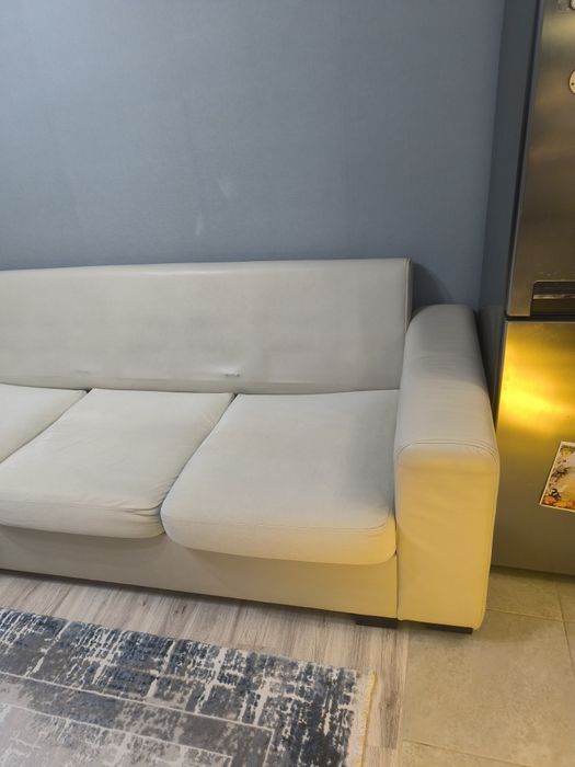 Диван триместен употребяван