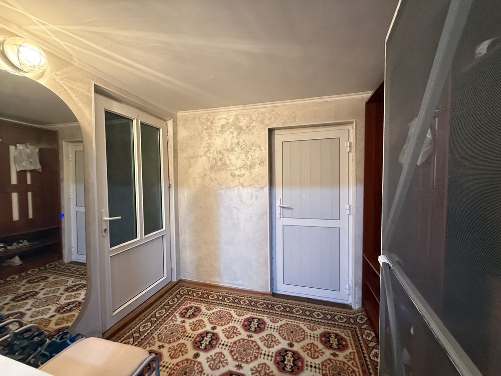 Продается дом в центре Аксукента