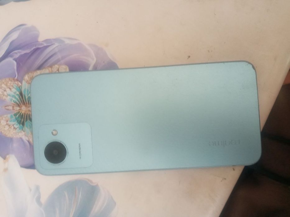 Realme C30s sotiladi