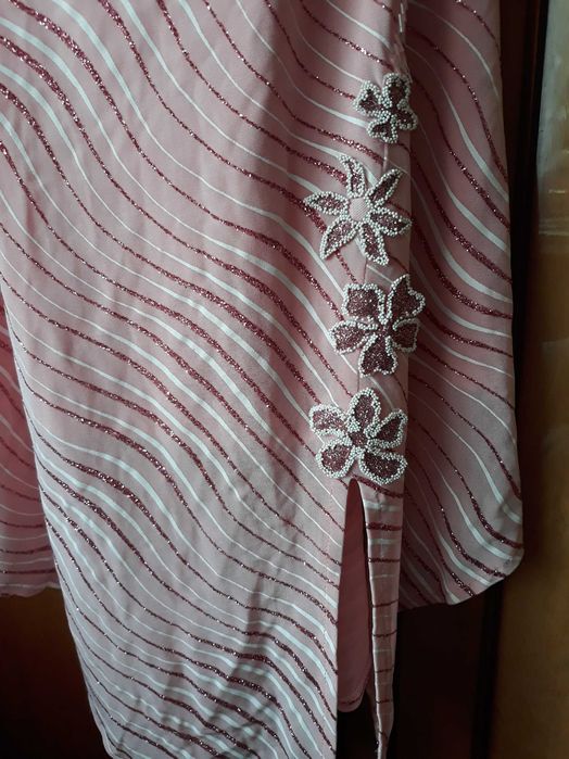 Rochie de ocazie roz cu putin sclipici