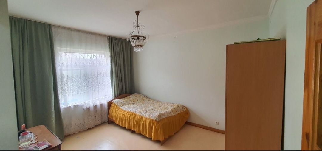 СРОЧНО ПРОДАЁТСЯ!!! Феруза, 2/1/4, 77 серия дом, 2*6 балкон, ( Акбар)